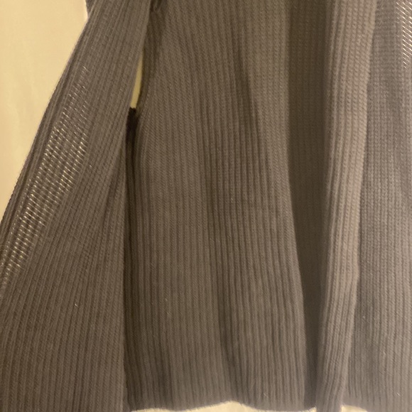 GAP woman’s sweater vest size Med Like New! - Picture 8 of 8